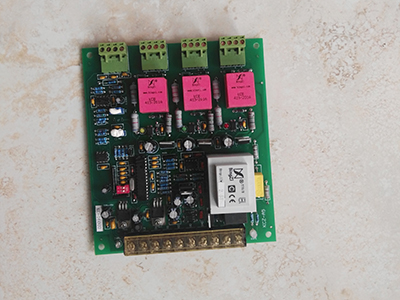 充電機(jī)驅(qū)動(dòng)板